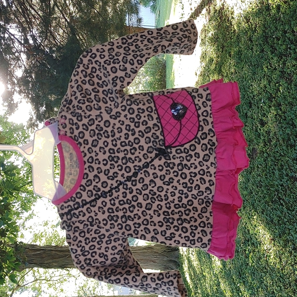 Buster Brown cheetah print long sleeve shirt